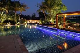 How to Choose the Best Swimming Pool Lights for Your Pool?